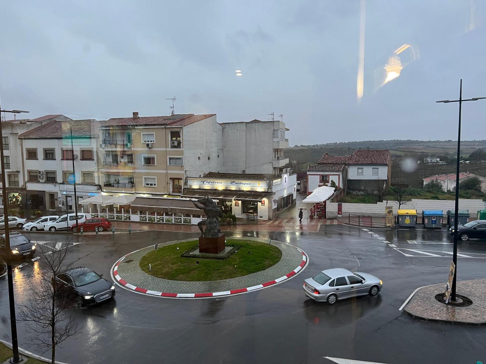 Rotonda Del Minotauro Apartamento Turistico Coria Luaran gambar